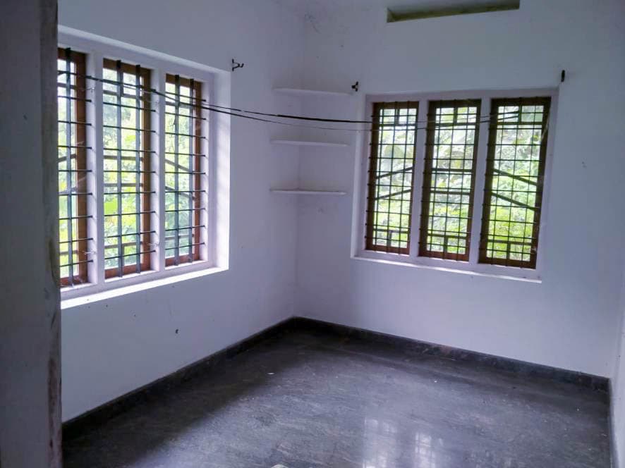 Property Photos 9