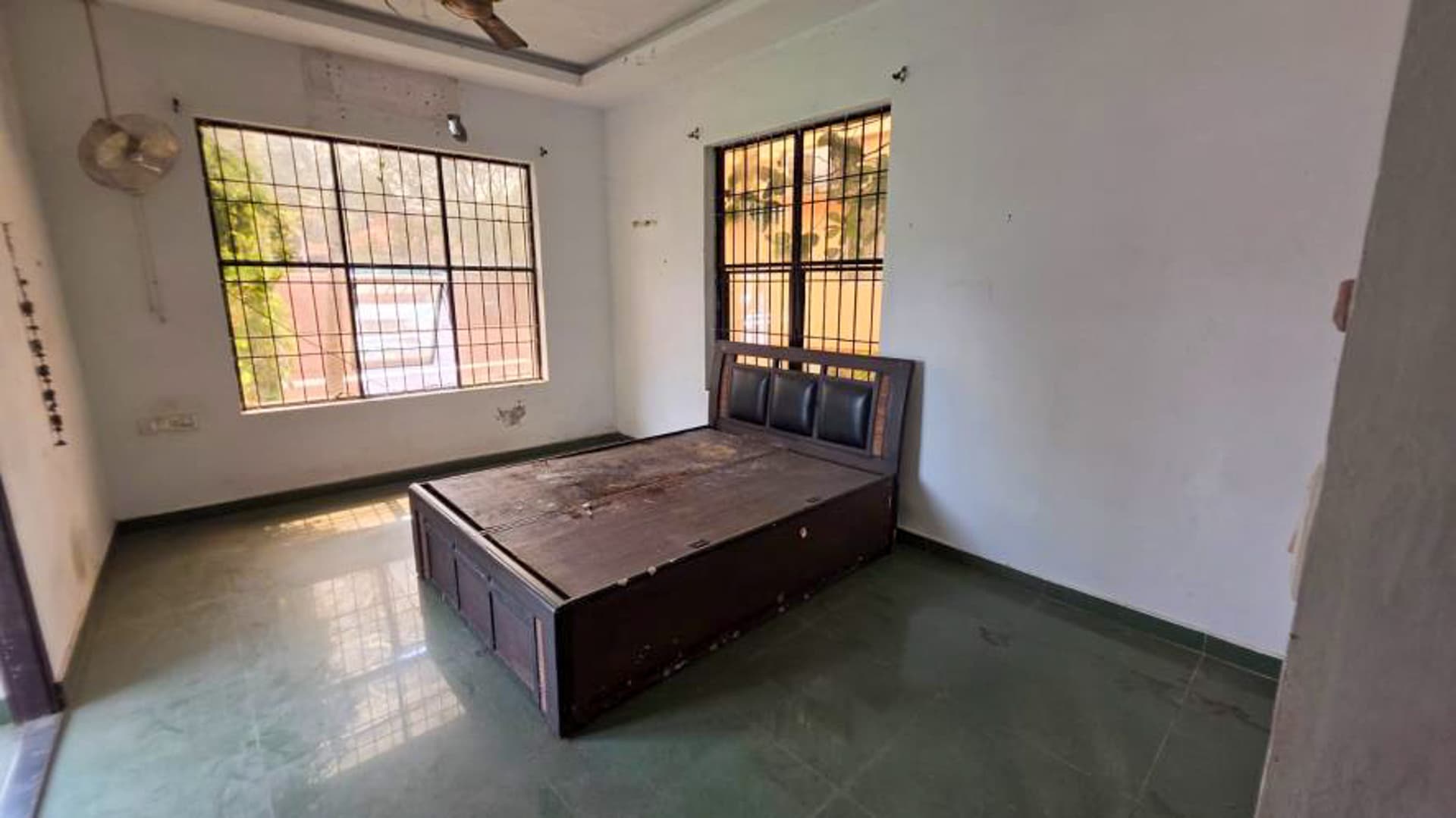 Property Photos 4