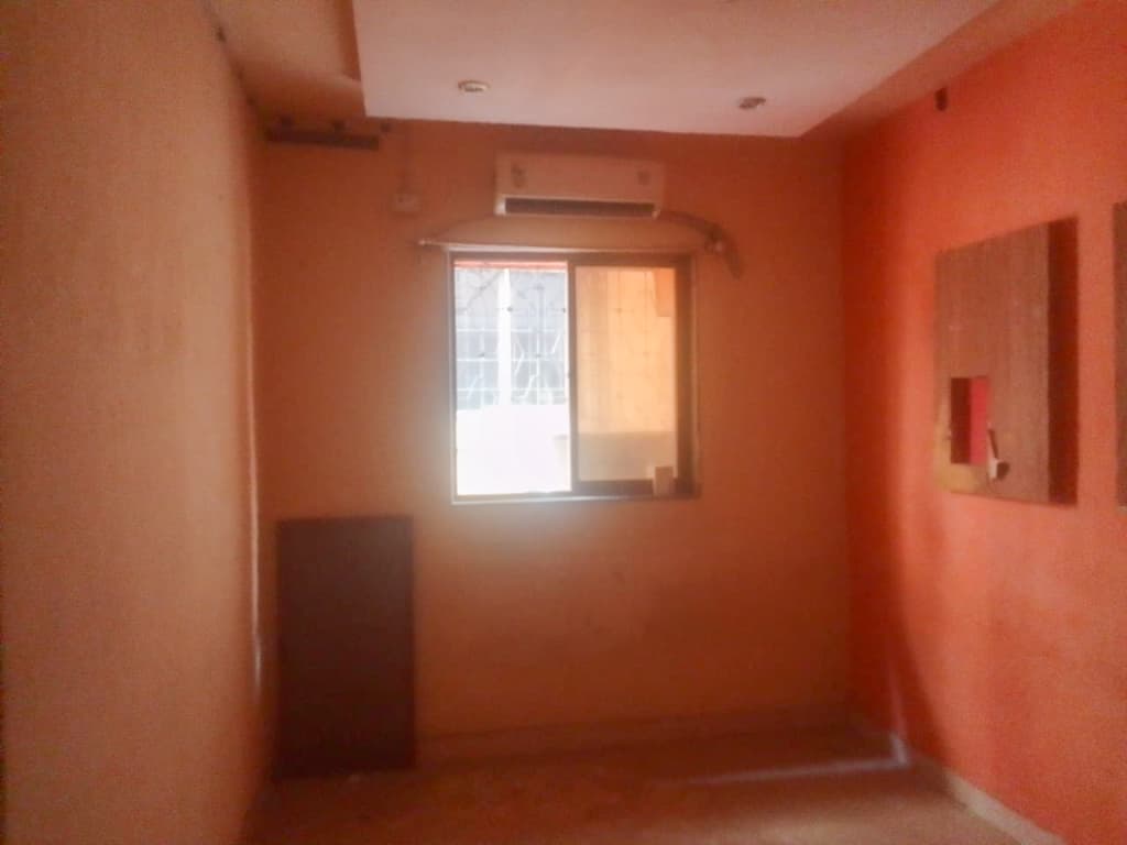 Property Photos 8