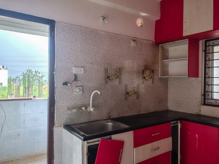 Property Photos 7