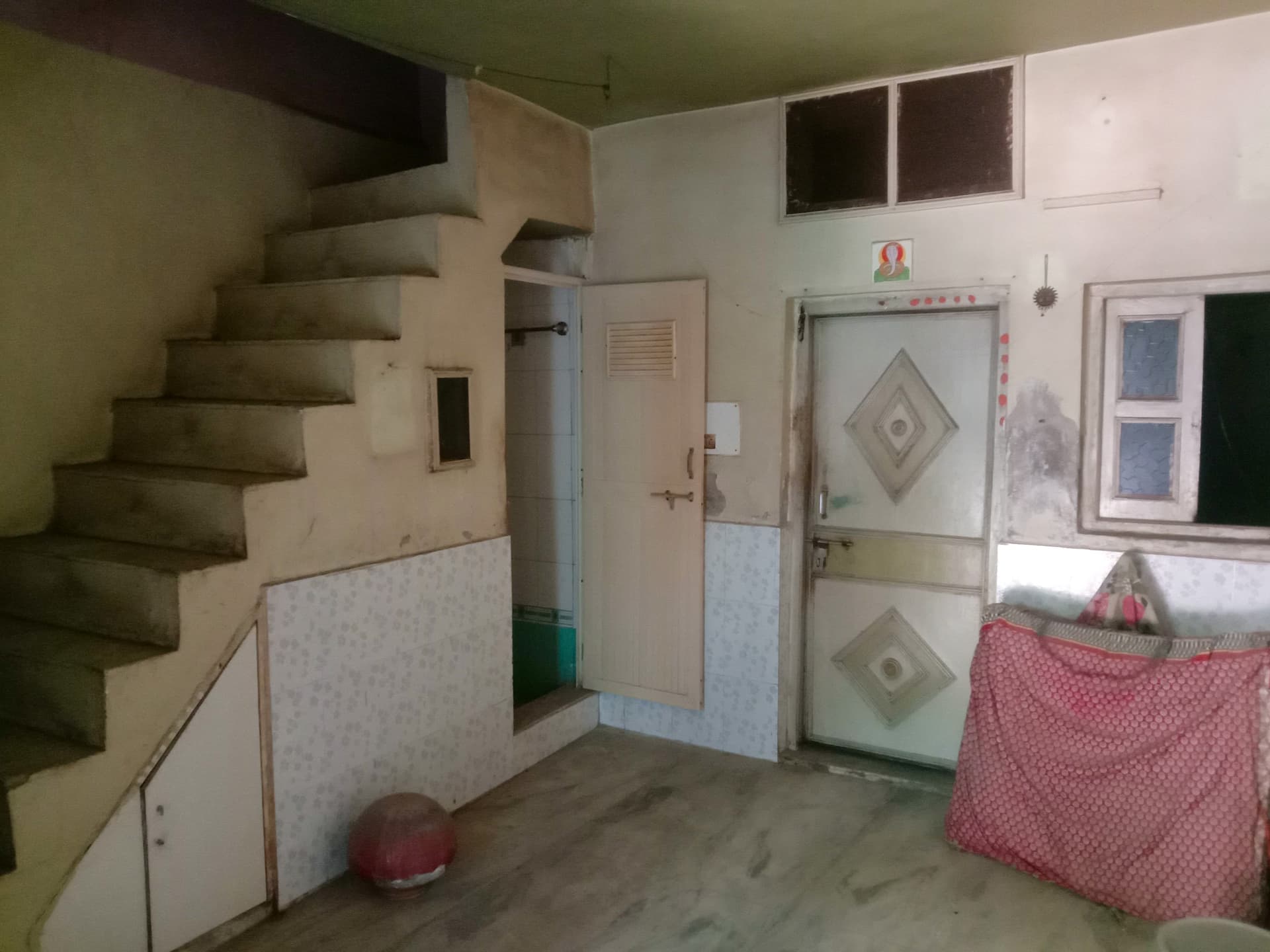 Property Photos 8