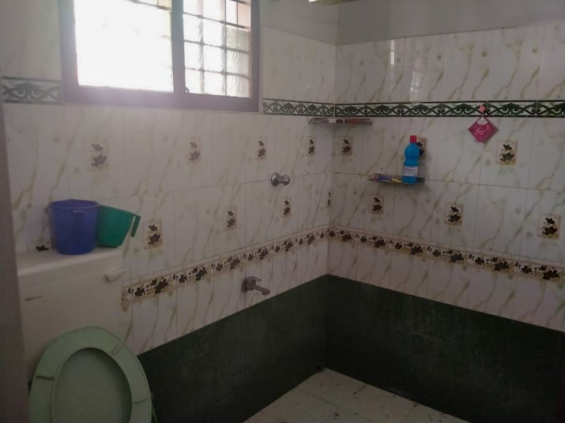 Property Photos 6
