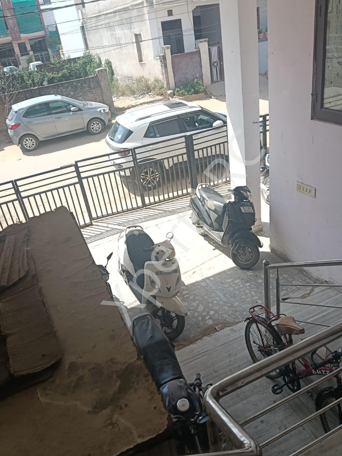 Property Photos 11