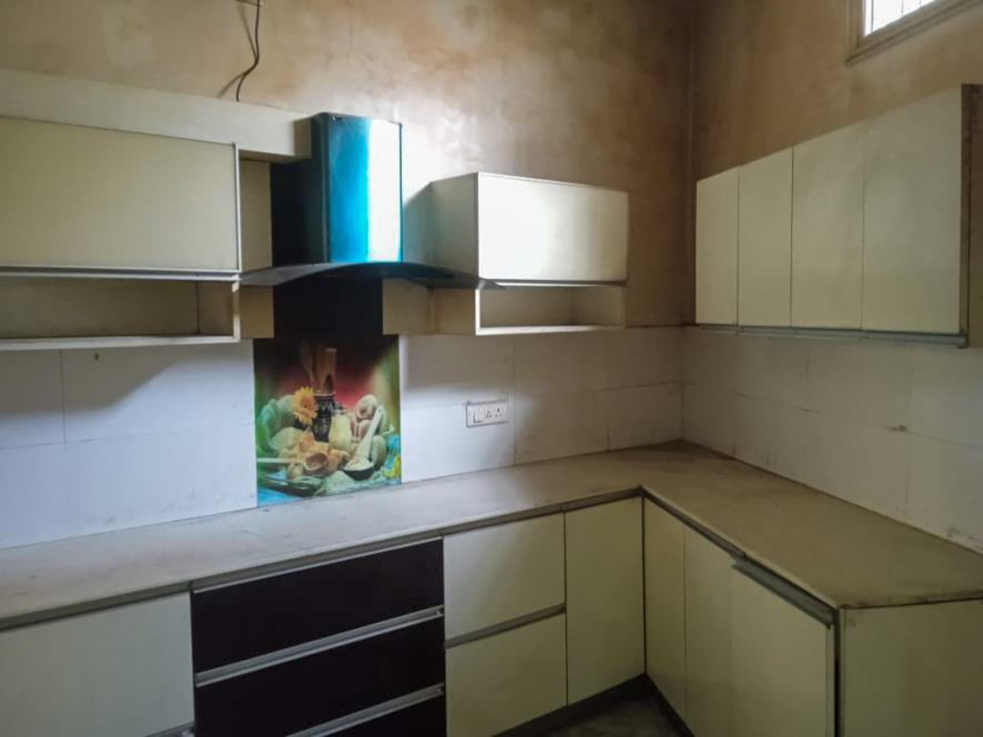 Property Photos 5