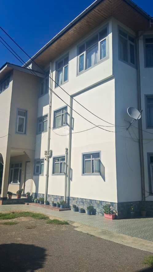 Property Photos 9