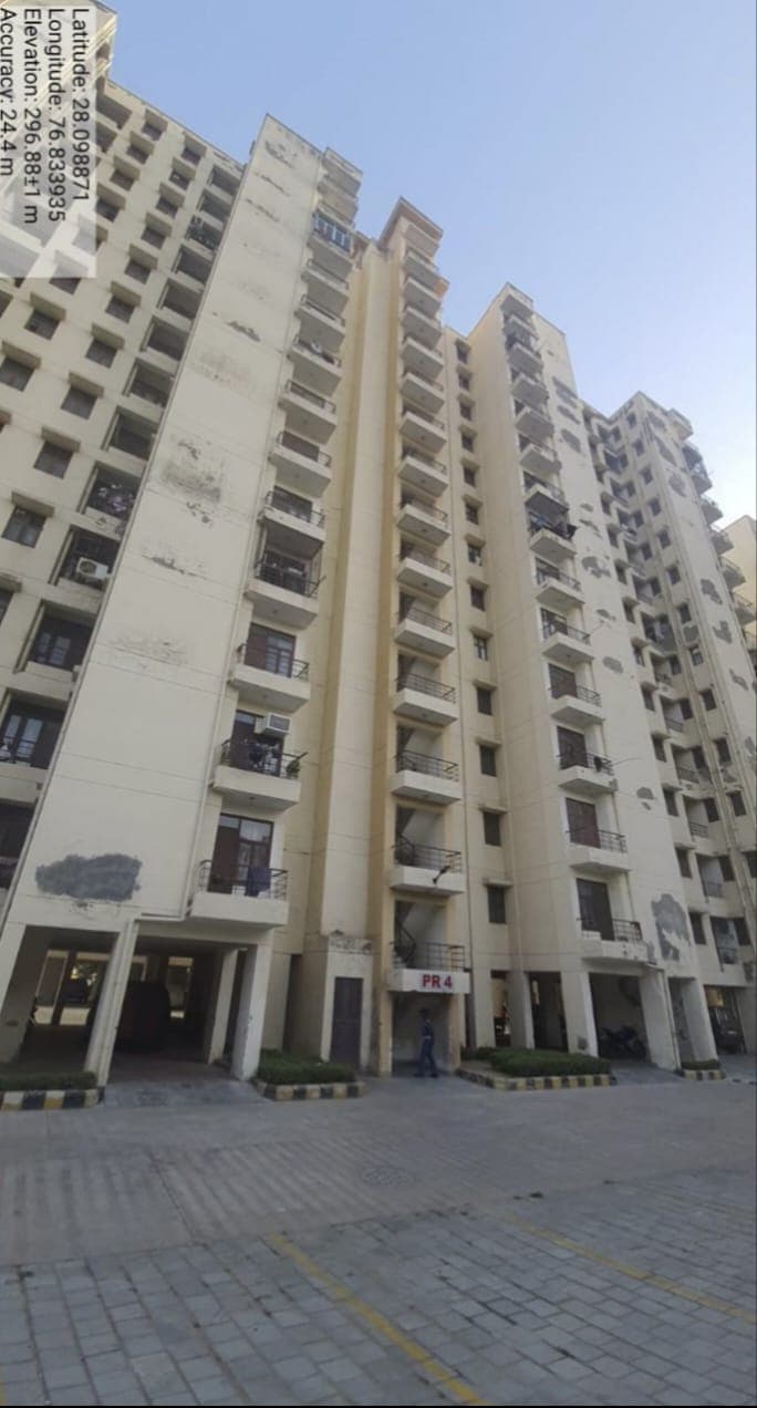 Property Photos 4