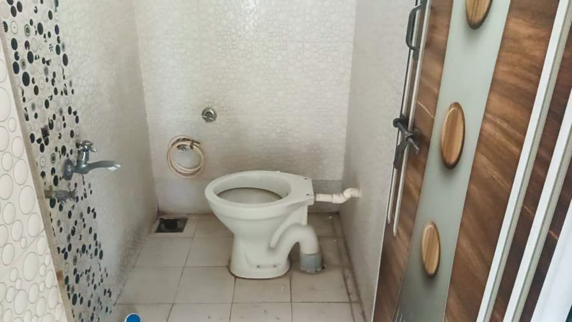 Property Photos 6
