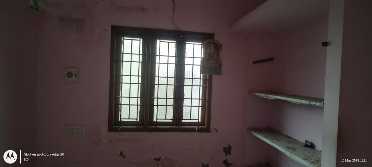 Property Photos 25