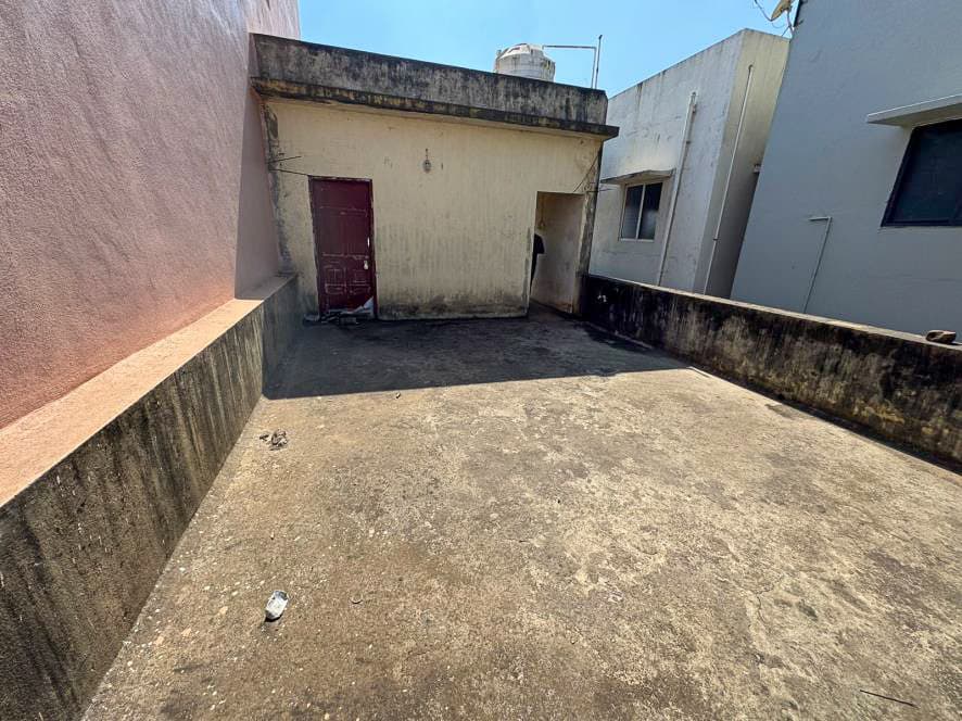 Property Photos 17