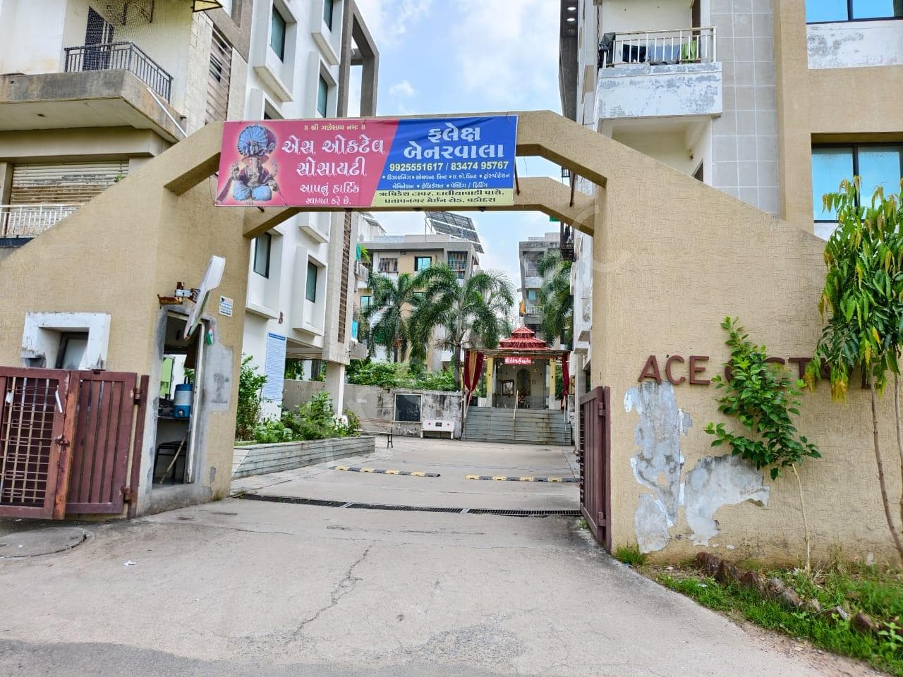 Property Photos 4