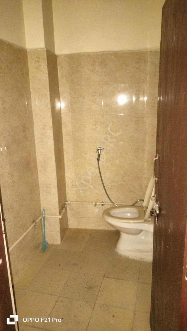 Property Photos 13
