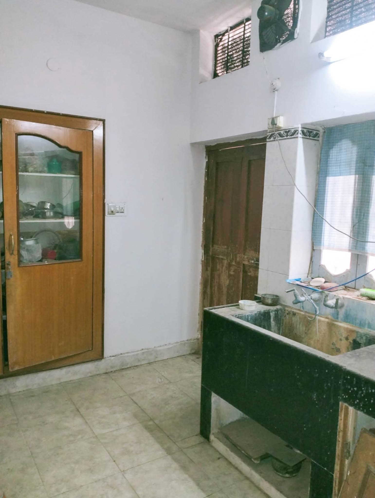 Property Photos 6