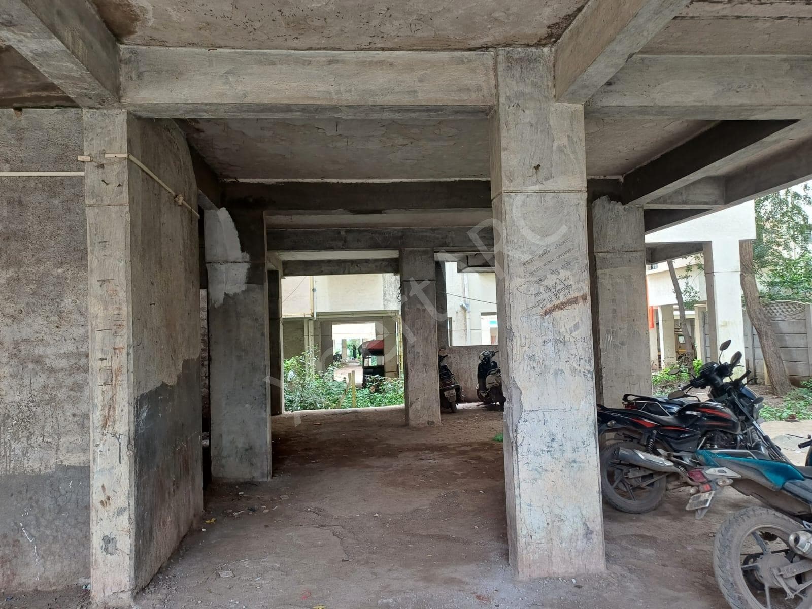 Property Photos 8