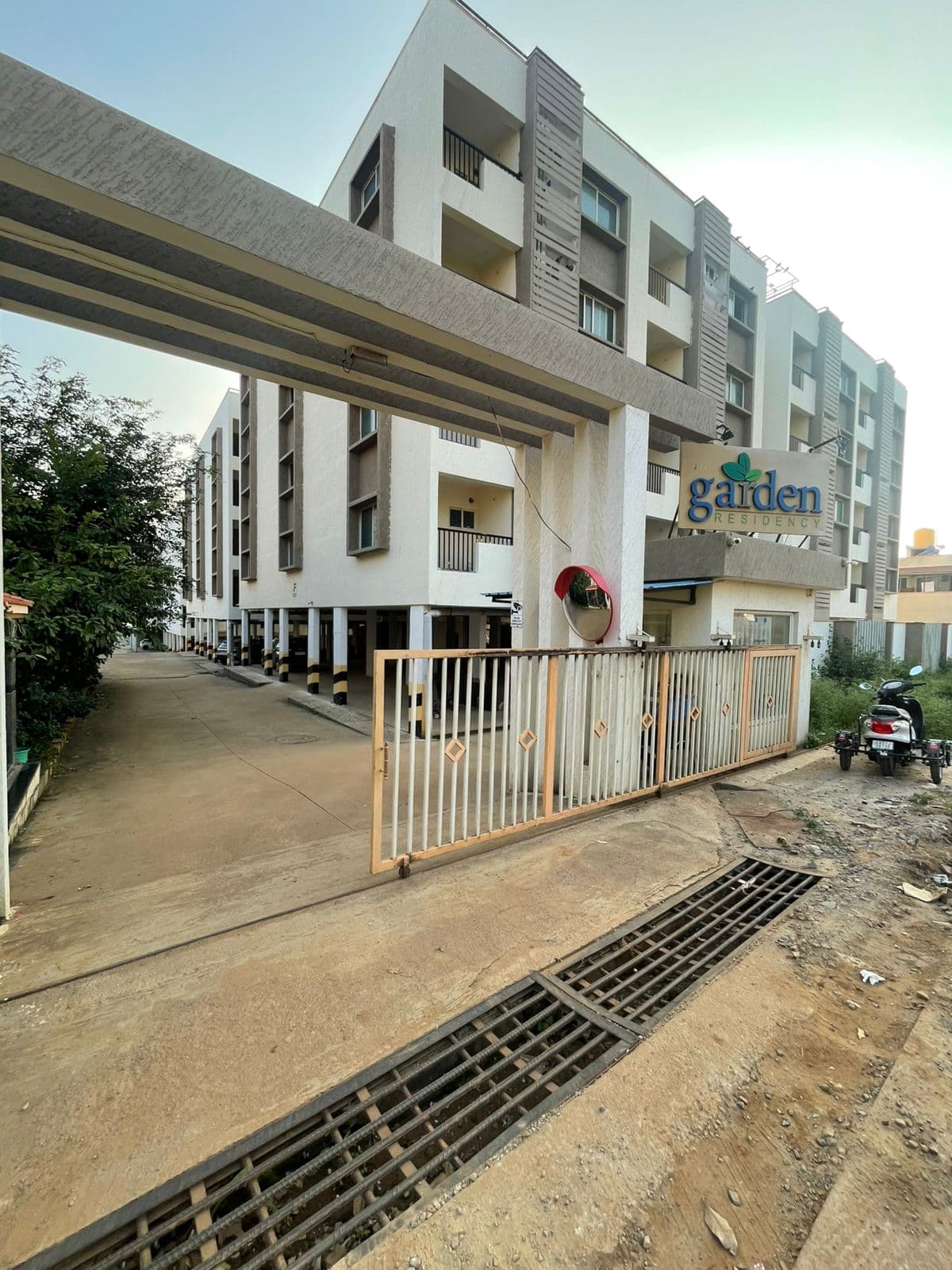 Property Photos 1