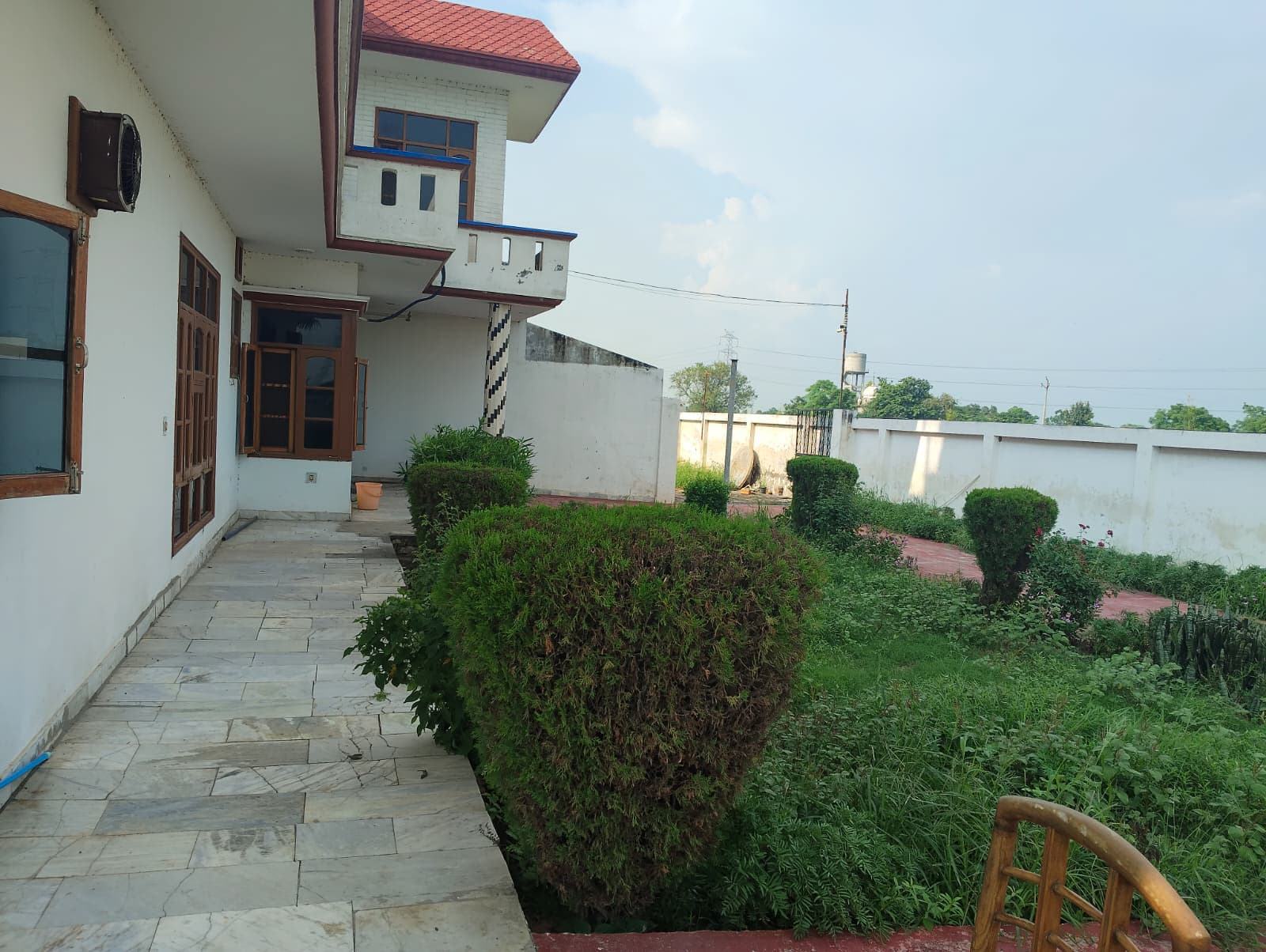 Property Photos 26