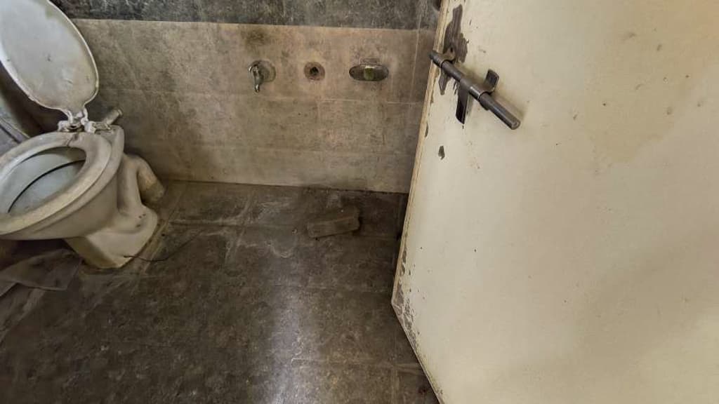 Property Photos 18
