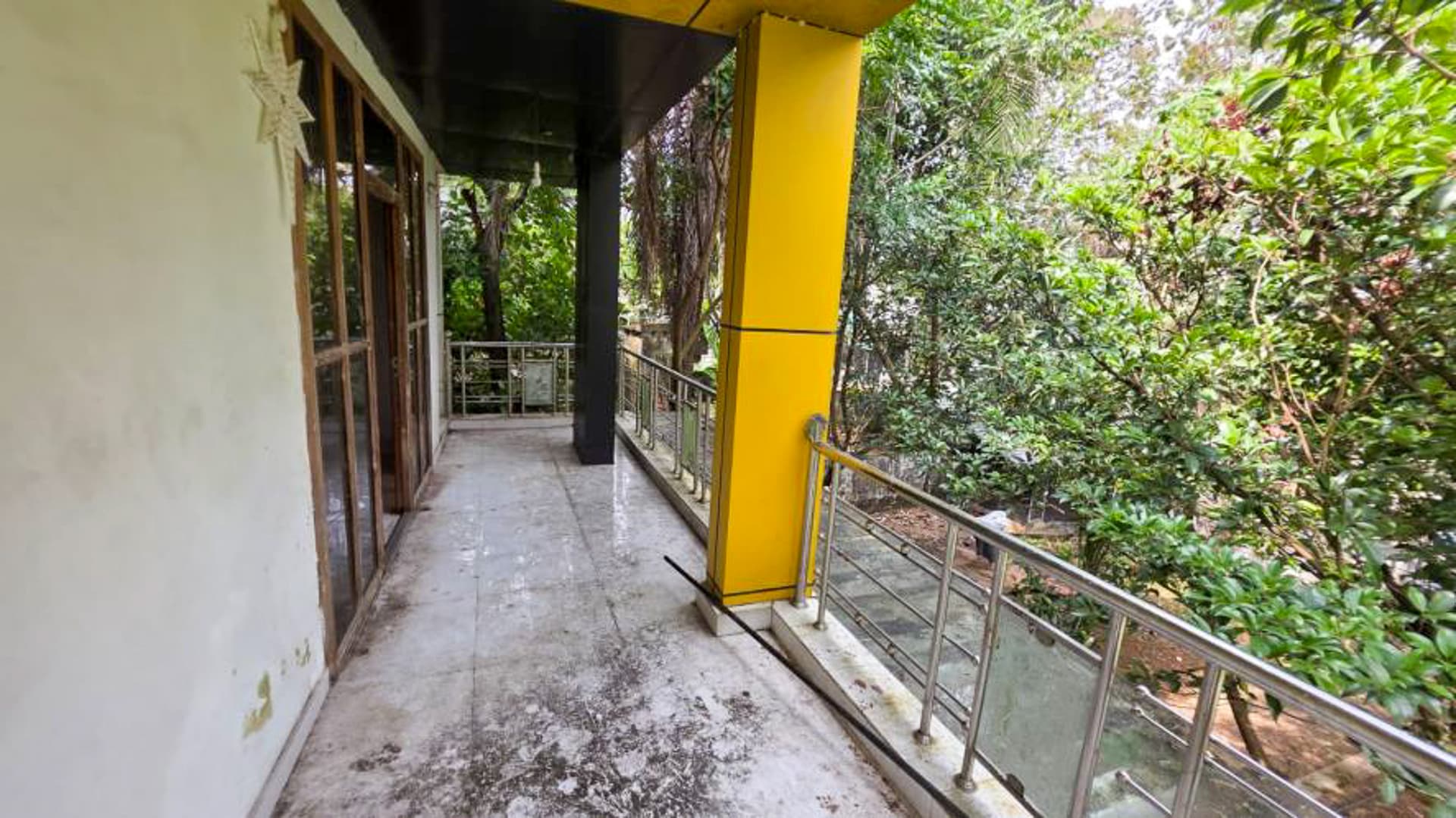 Property Photos 9