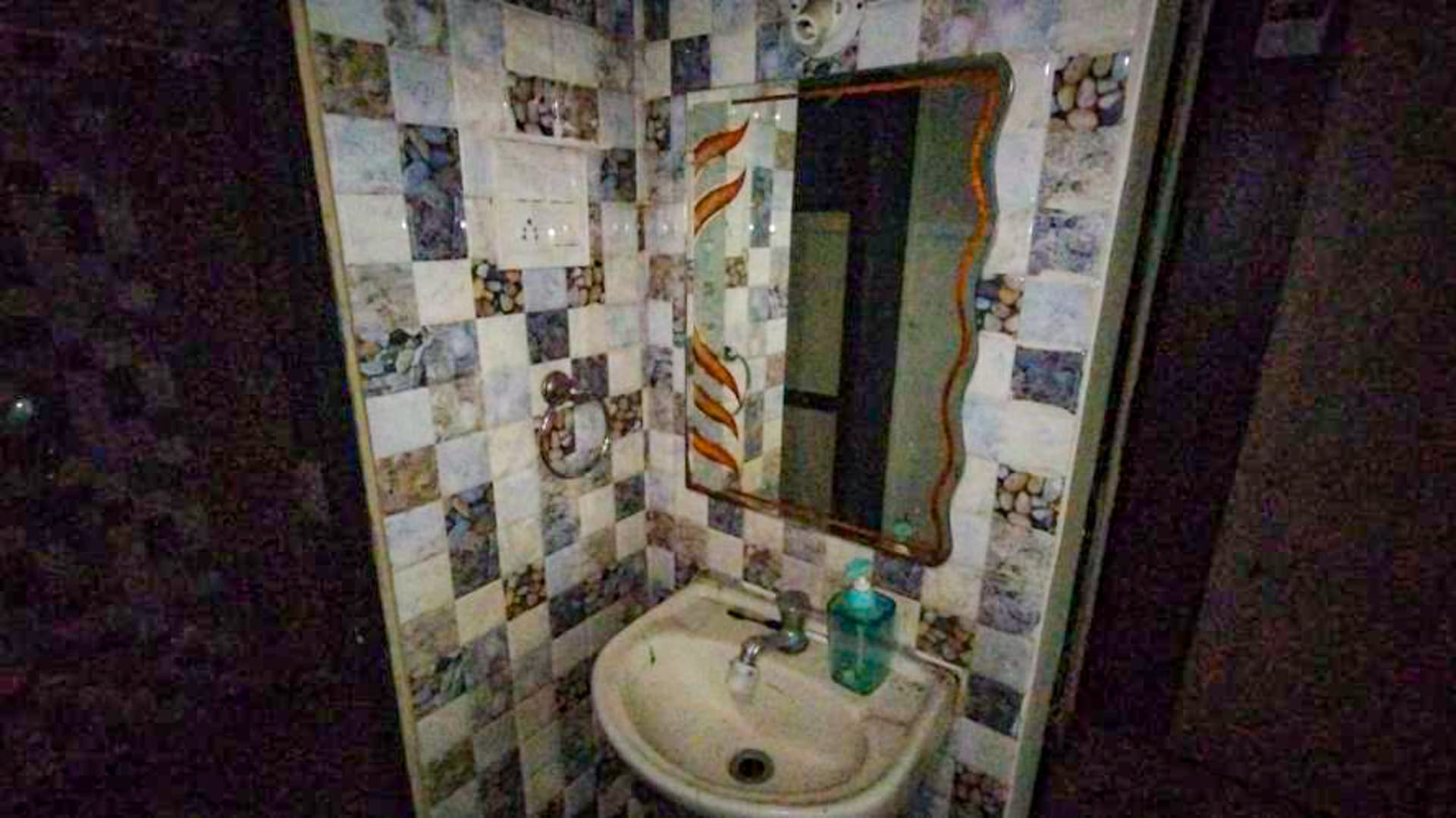 Property Photos 8