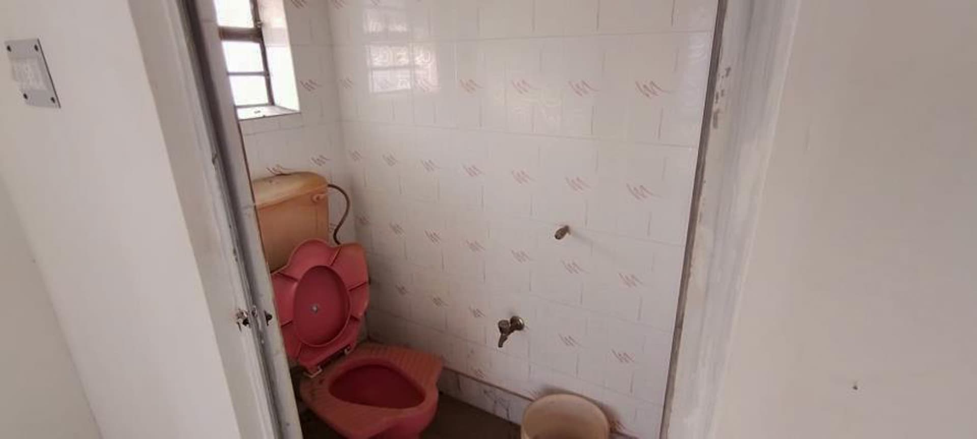 Property Photos 8