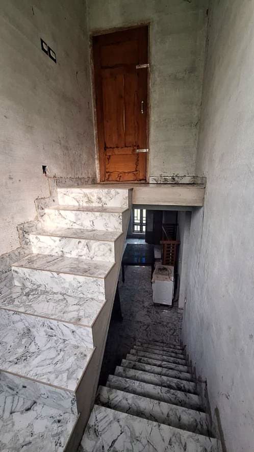 Property Photos 6