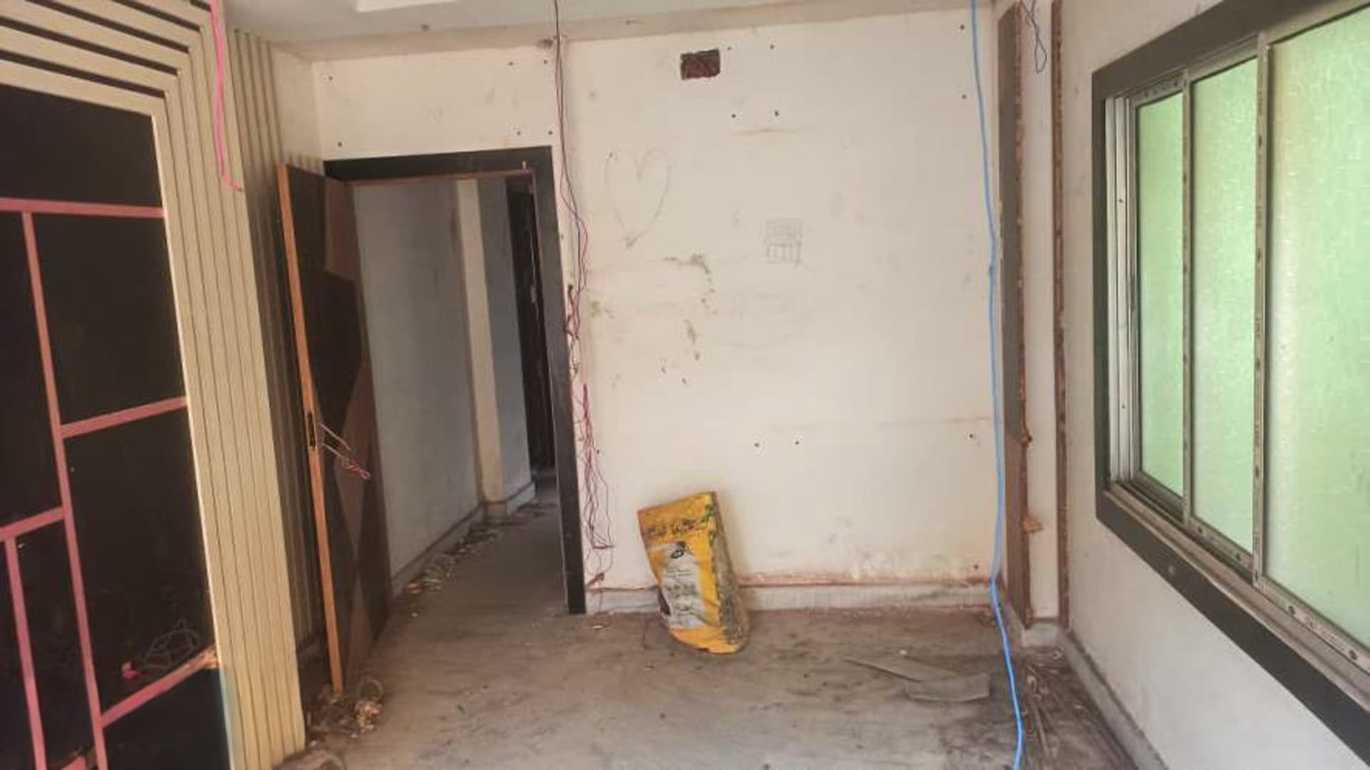 Property Photos 6