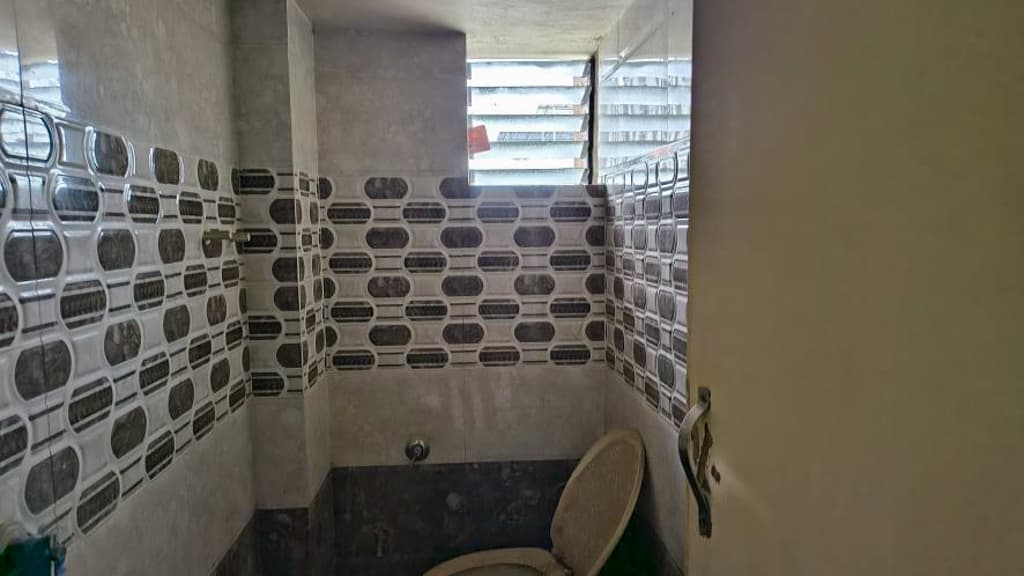 Property Photos 8