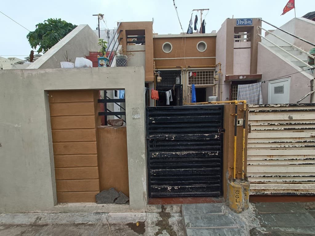 Property Photos 4