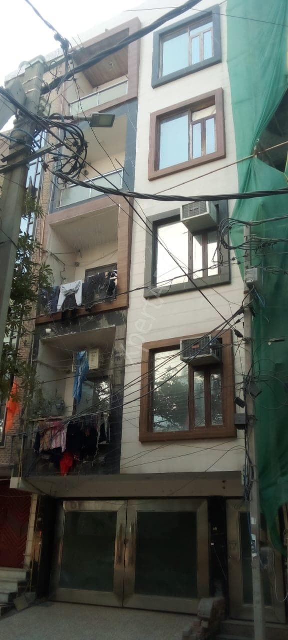 Property Photos 8