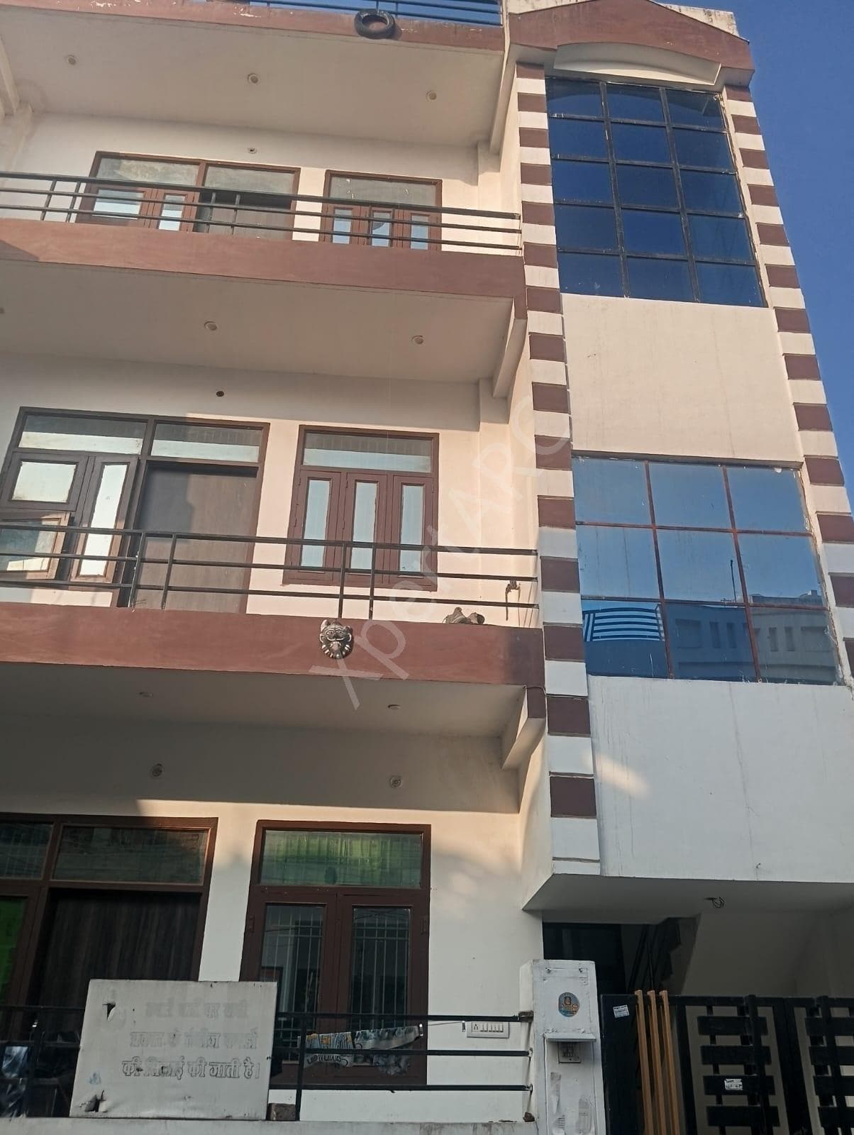 Property Photos 6