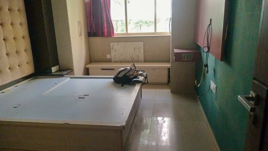 Property Photos 6