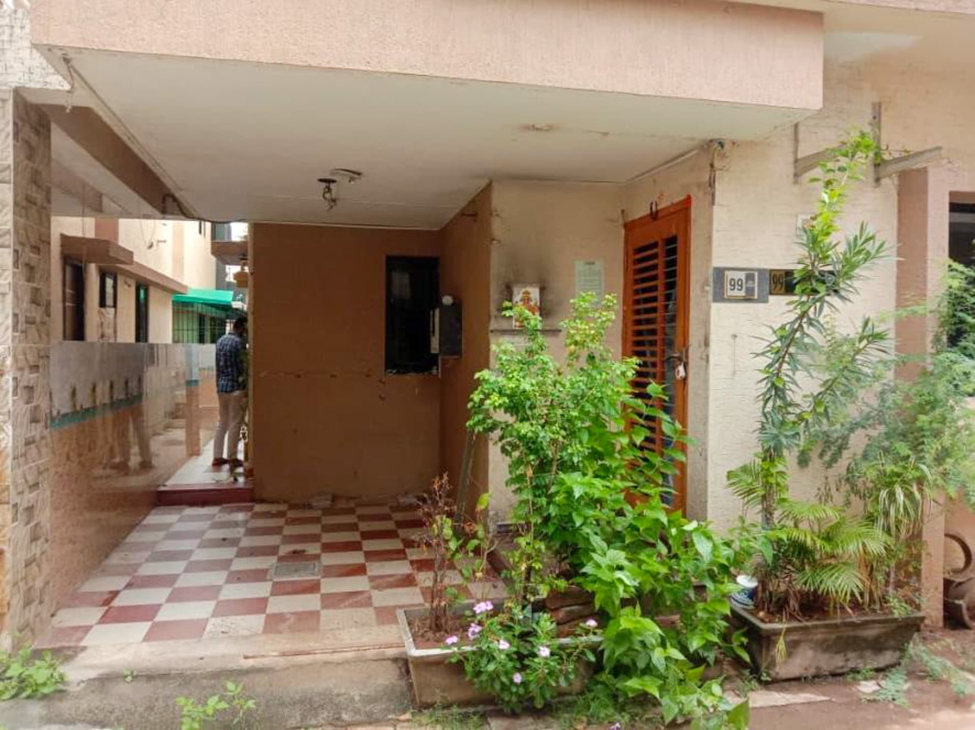 Property Photos 8