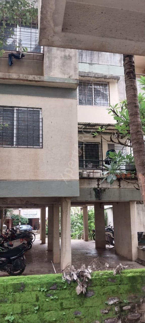 Property Photos 9