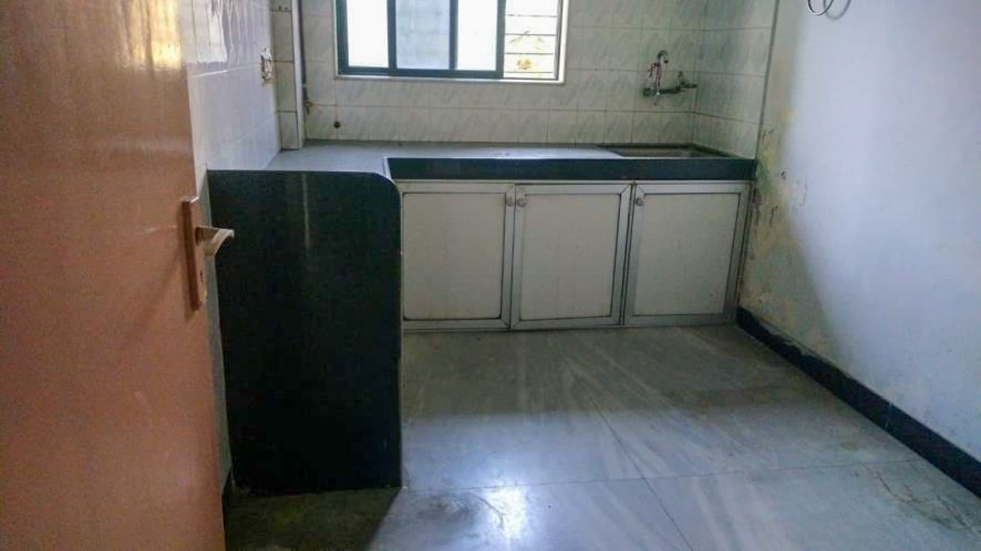 Property Photos 7