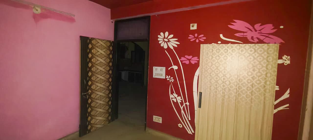 Property Photos 6