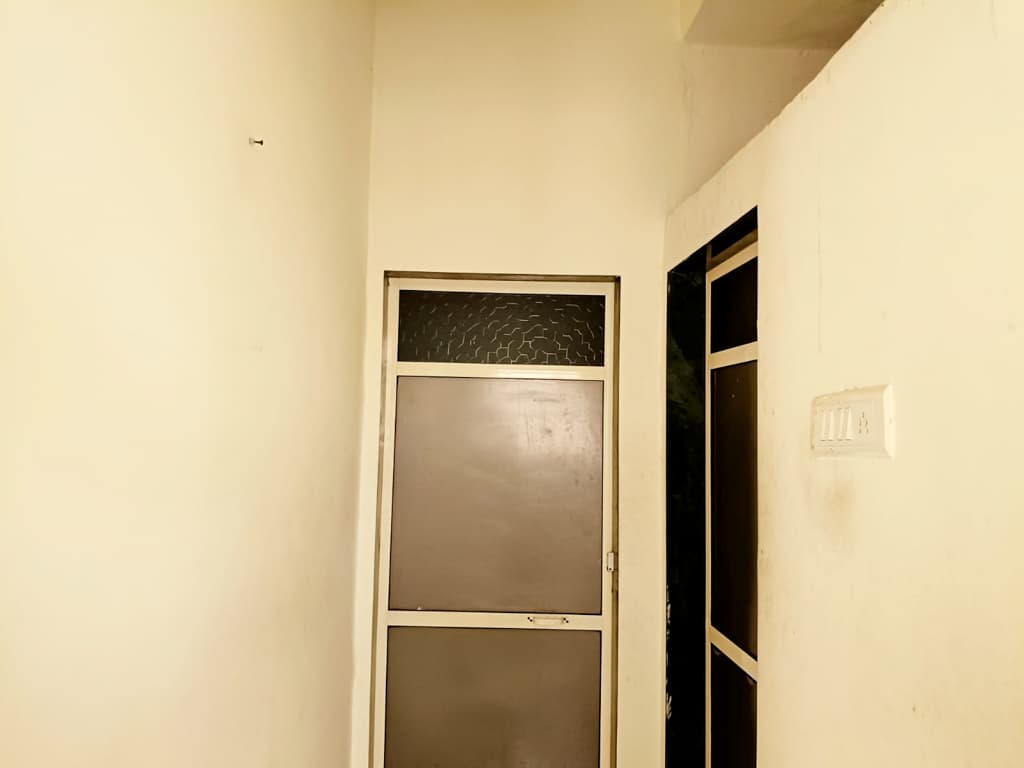 Property Photos 7