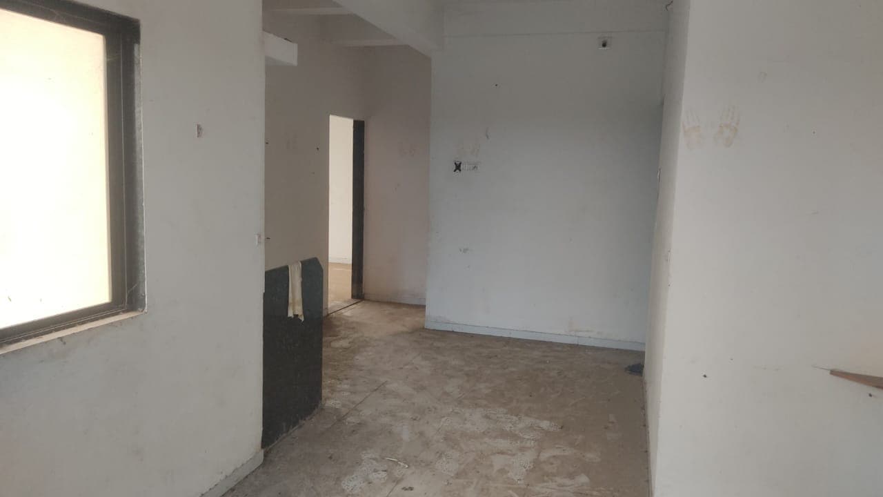 Property Photos 11