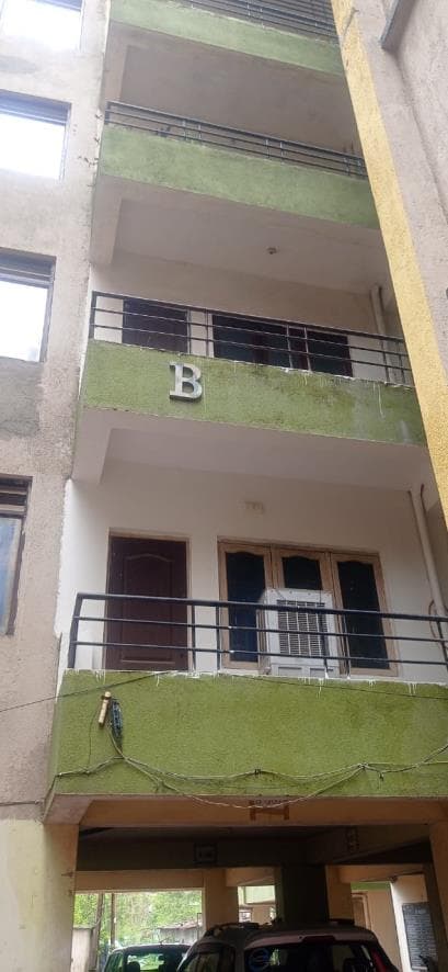 Property Photos 7