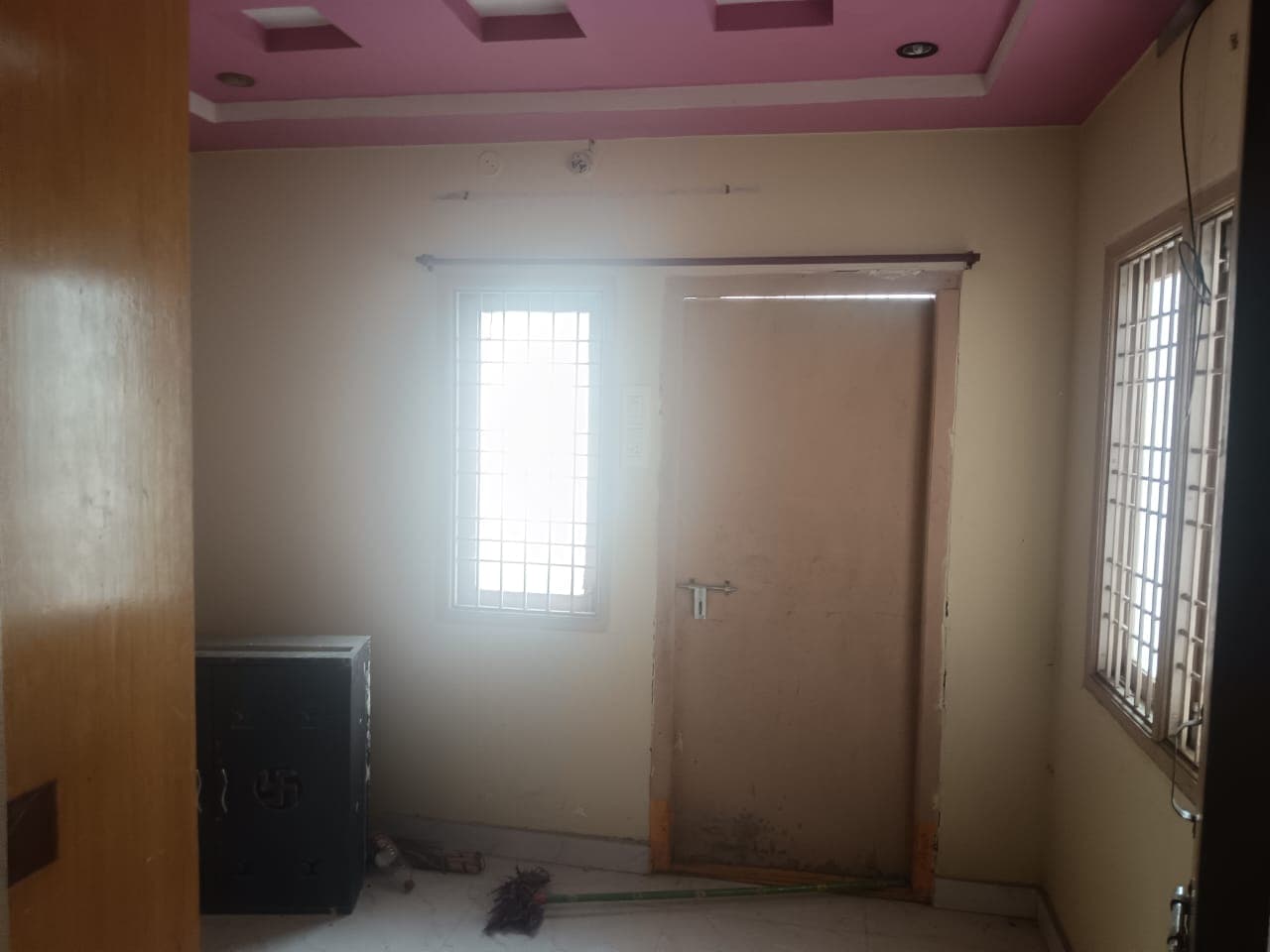 Property Photos 6