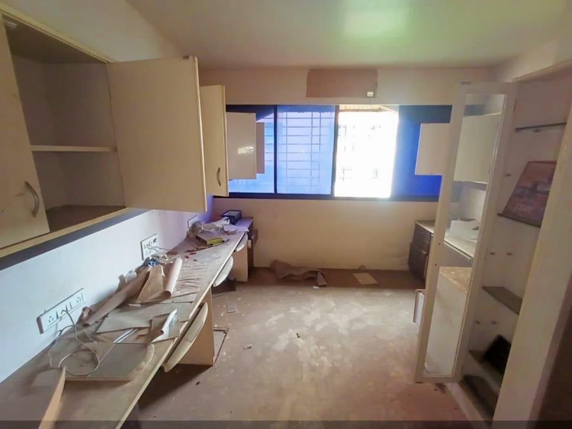 Property Photos 8