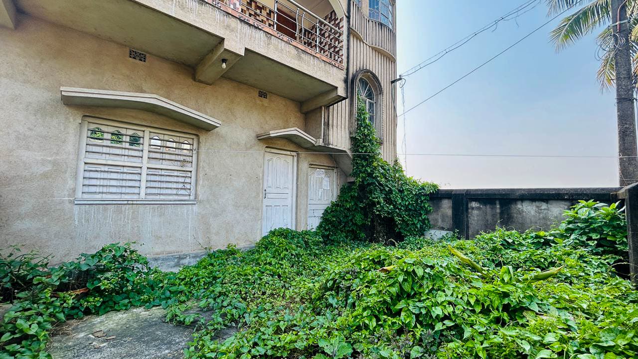 Property Photos 8