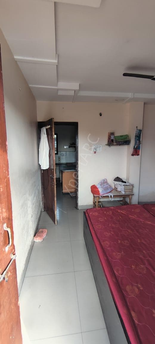 Property Photos 9
