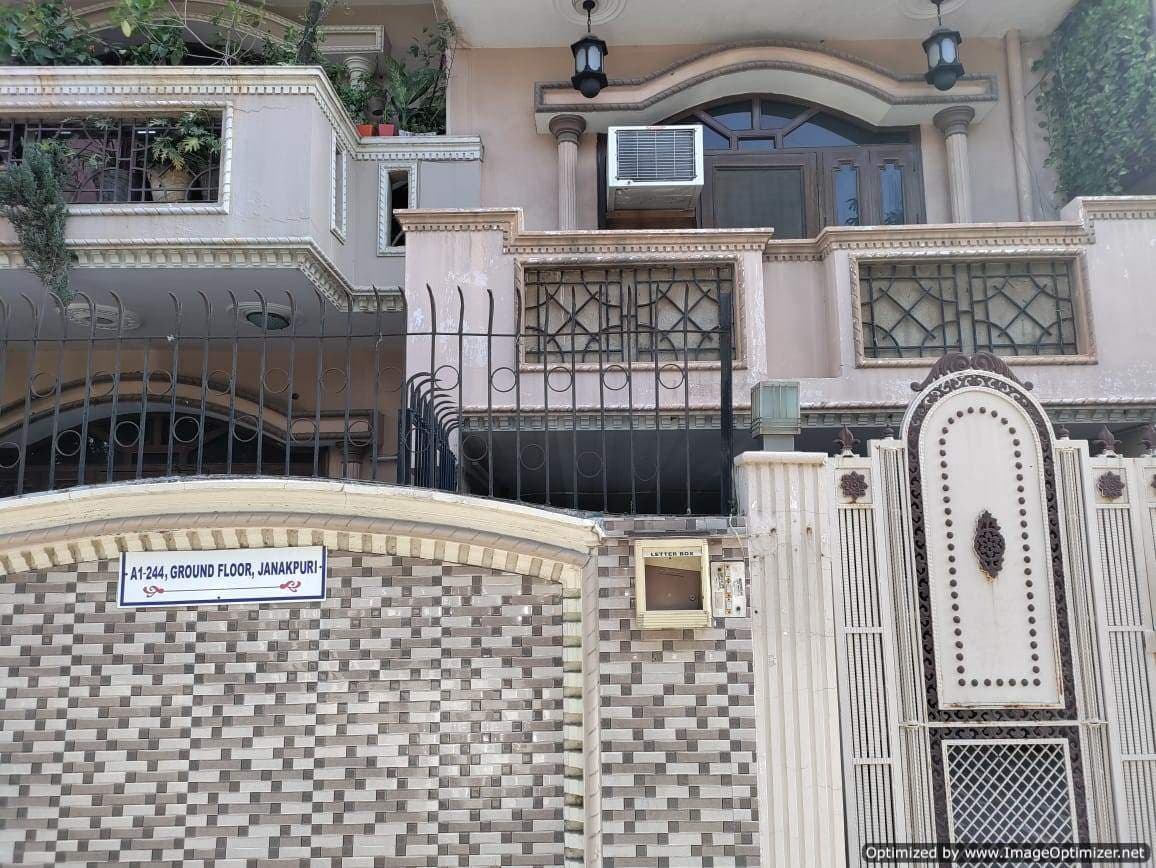Property Photos 1