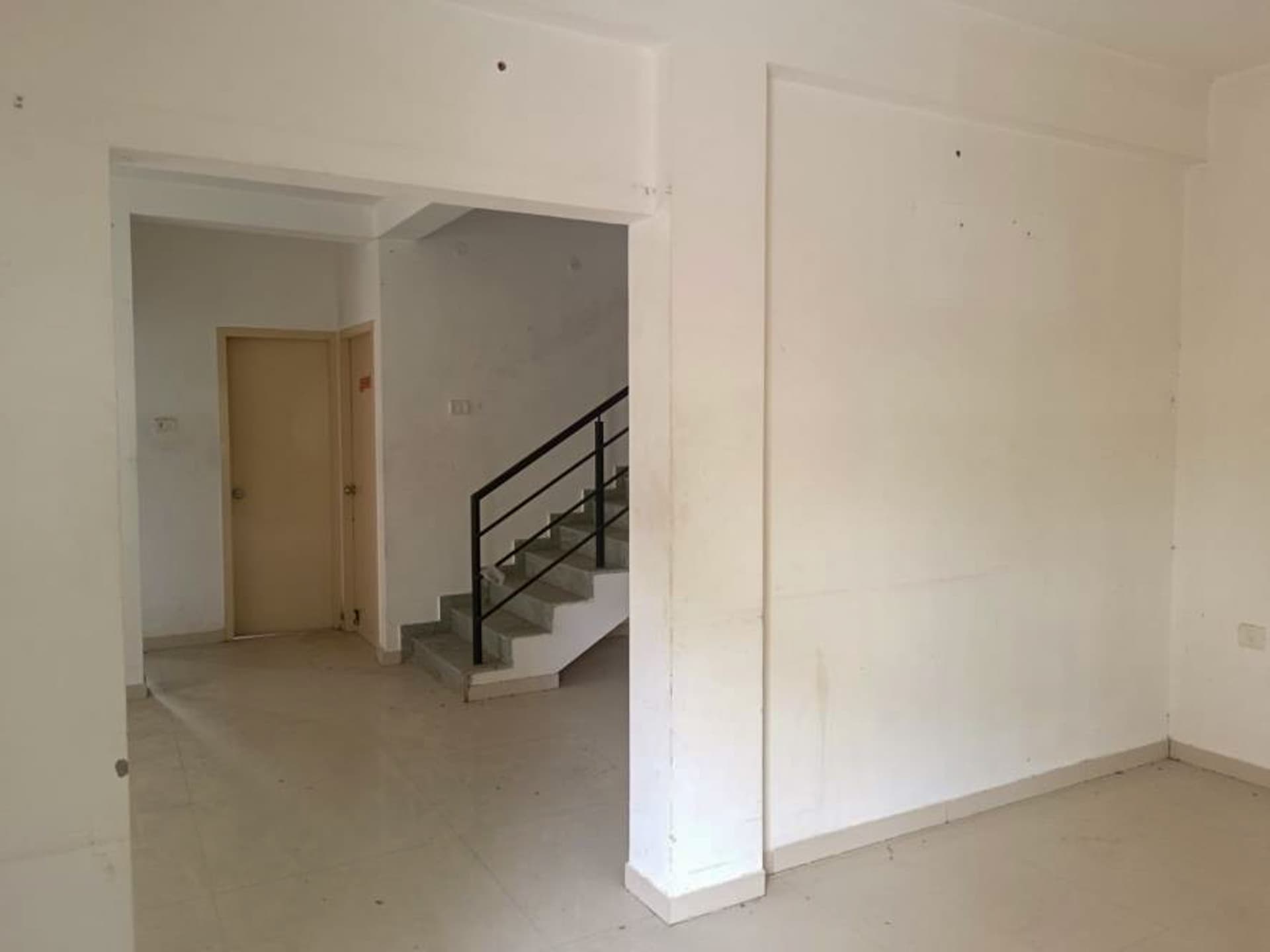 Property Photos 6