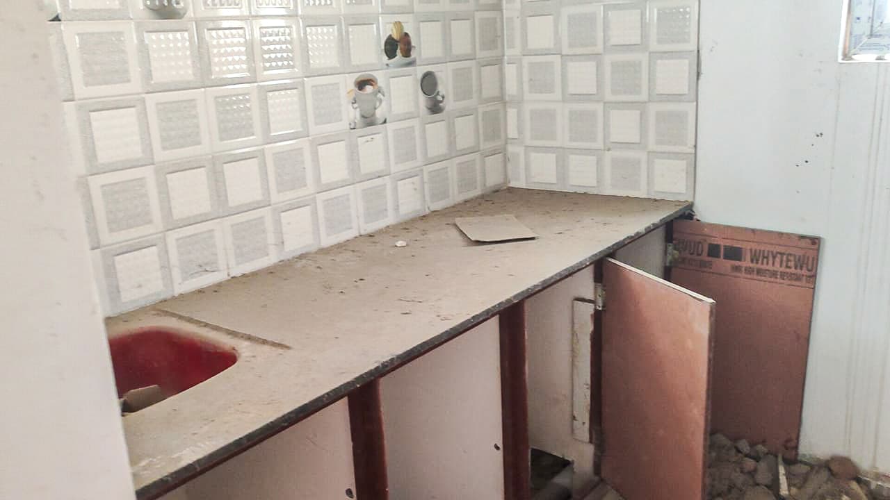 Property Photos 8
