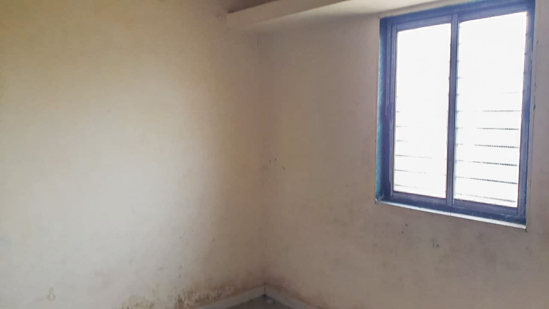 Property Photos 8