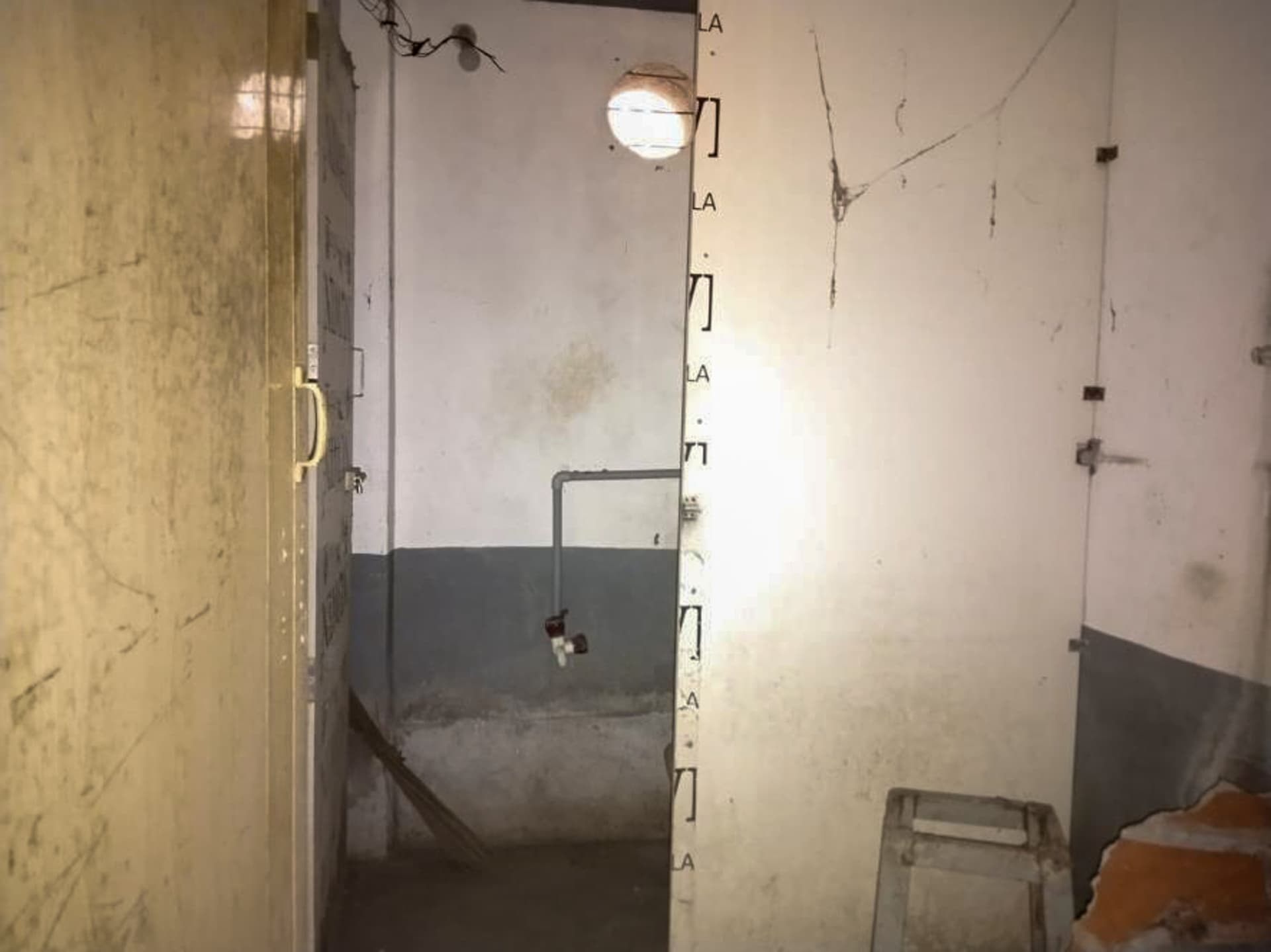 Property Photos 18