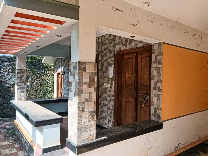 Property Photos 8