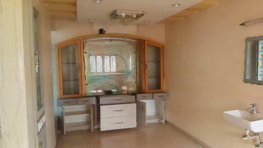 Property Photos 12