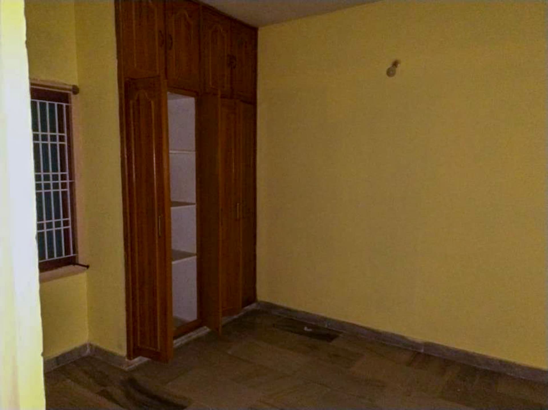 Property Photos 11