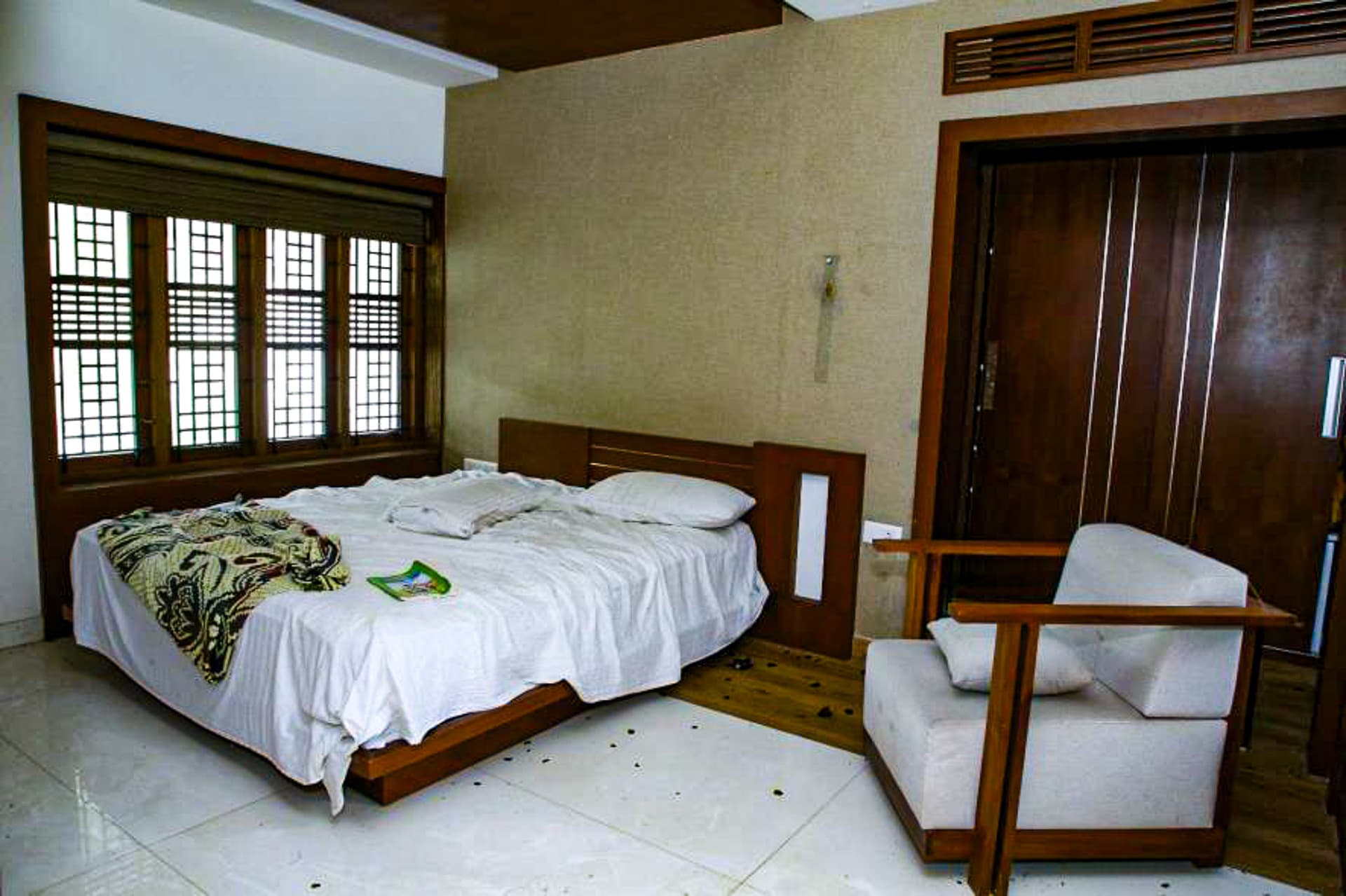 Property Photos 13